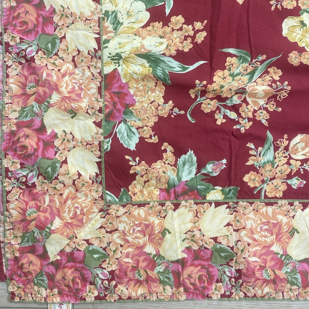 Vintage April Cornell Rectangle Tablecloth